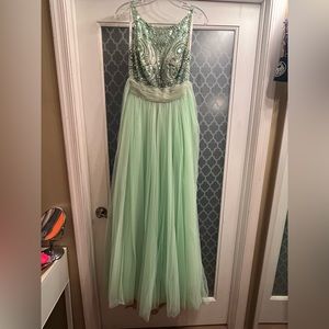 Mint Green Sherri Hill Pageant/Prom Dress Size 4
